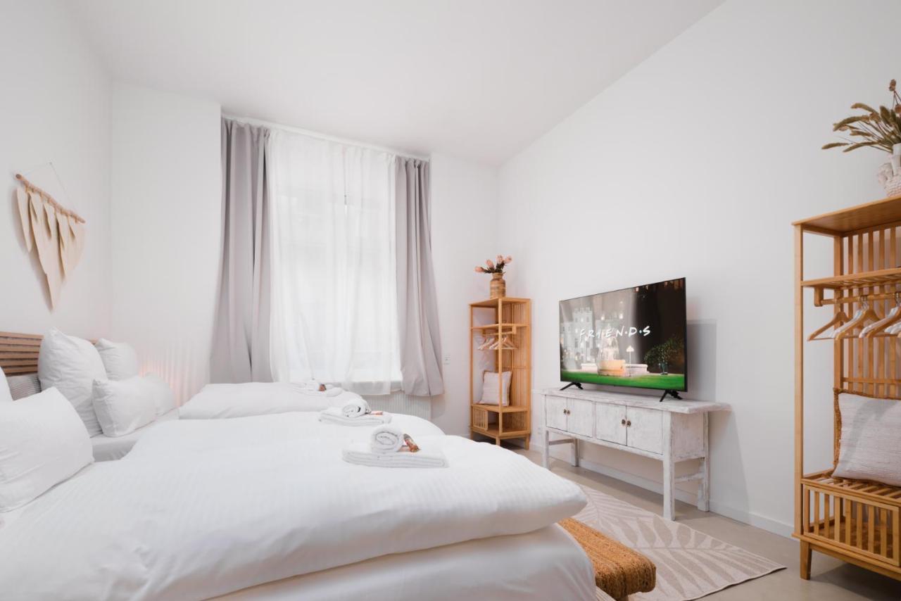 Park Avenue Apartments - Dom Mit Stil - Kueche - Parkplatz - Wlan - 65 Zoll Tv - Netflix Köln Exterior foto